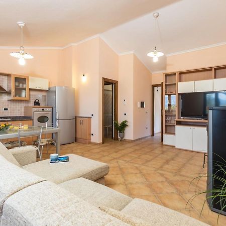 Ferienwohnung Casa Con Barbecue Àrbatax Exterior foto