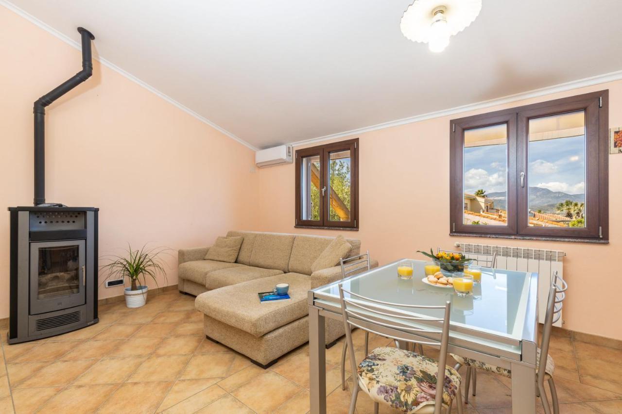 Ferienwohnung Casa Con Barbecue Àrbatax Exterior foto
